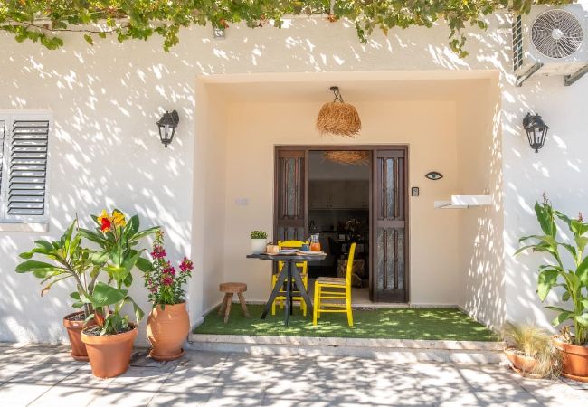 Apartment in Poli Crysochous - The Nomad's Nook - Mediterranean Boho Escape 