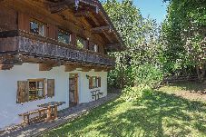 Ferienwohnung in Kitzbühel - Chalet Stockerdörfl – Natur & Ruhe in Kitzbühel 